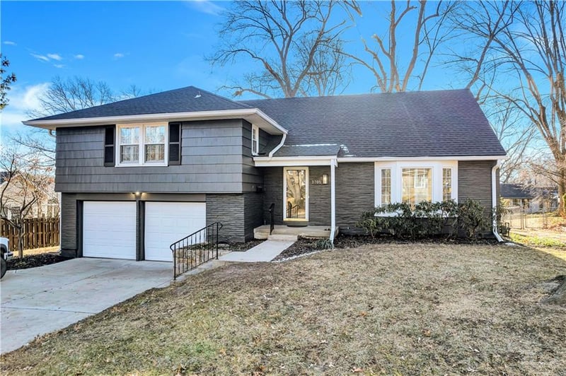 3705 W 52nd Ter, Roeland Park, KS 66205