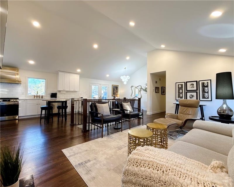 9737 Mohawk Dr, Overland Park, KS 66206