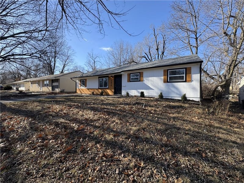 10906 Ewing Ave, Kansas City, MO 64134