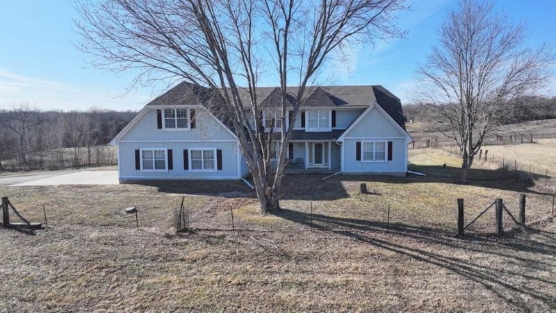 4616 N Koger Rd, Sibley, MO 64088
