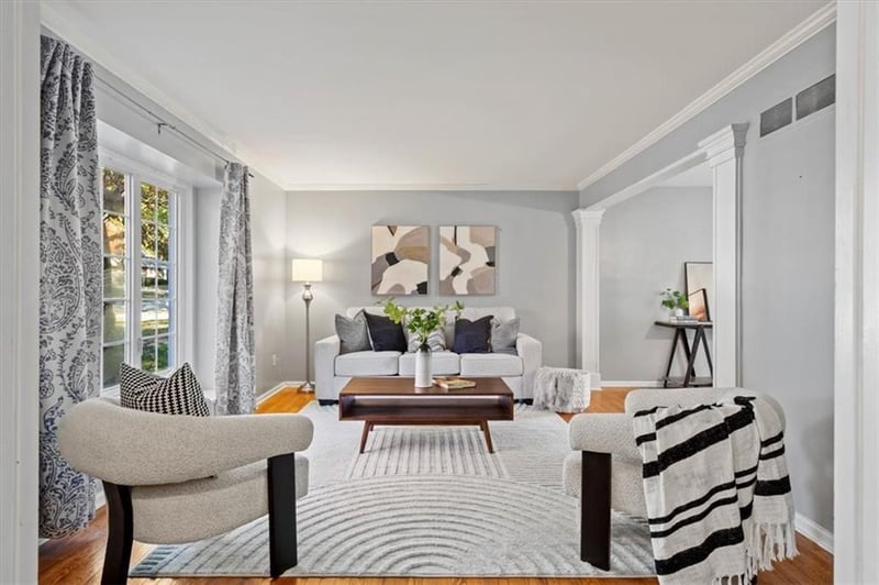 10013 Briar Dr, Overland Park, KS 66207