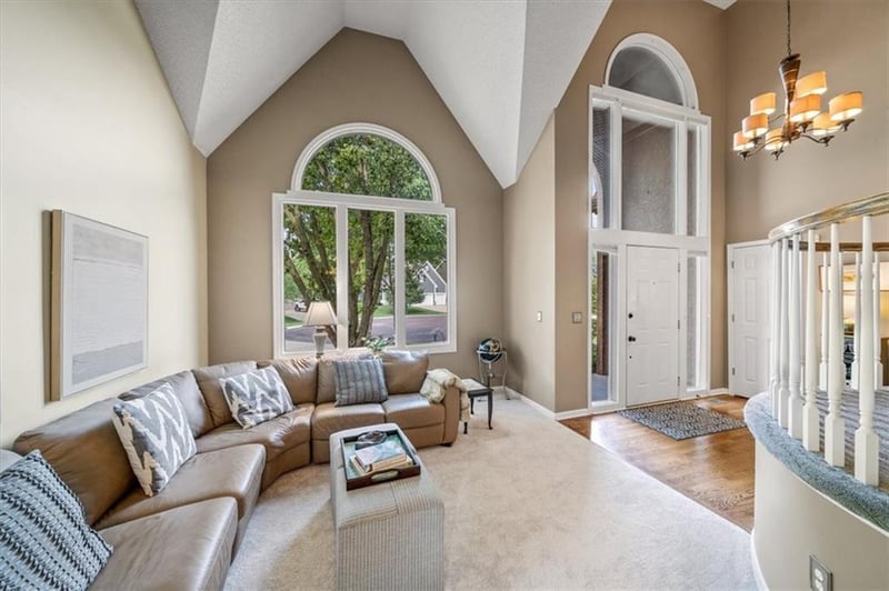 13119 Hadley St, Overland Park, KS 66213