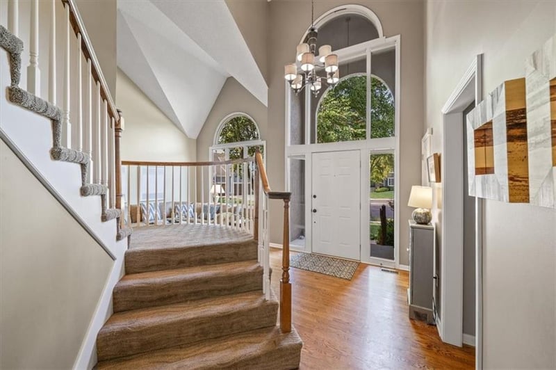 13119 Hadley St, Overland Park, KS 66213