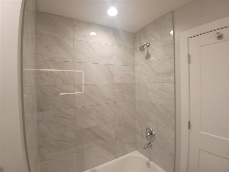 1893 Tremont St, Kansas City, KS 66103