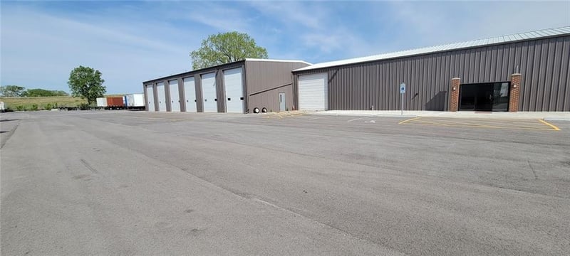 336 42nd St, Kansas City, KS 66106