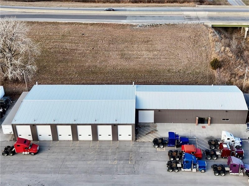 336 42nd St, Kansas City, KS 66106