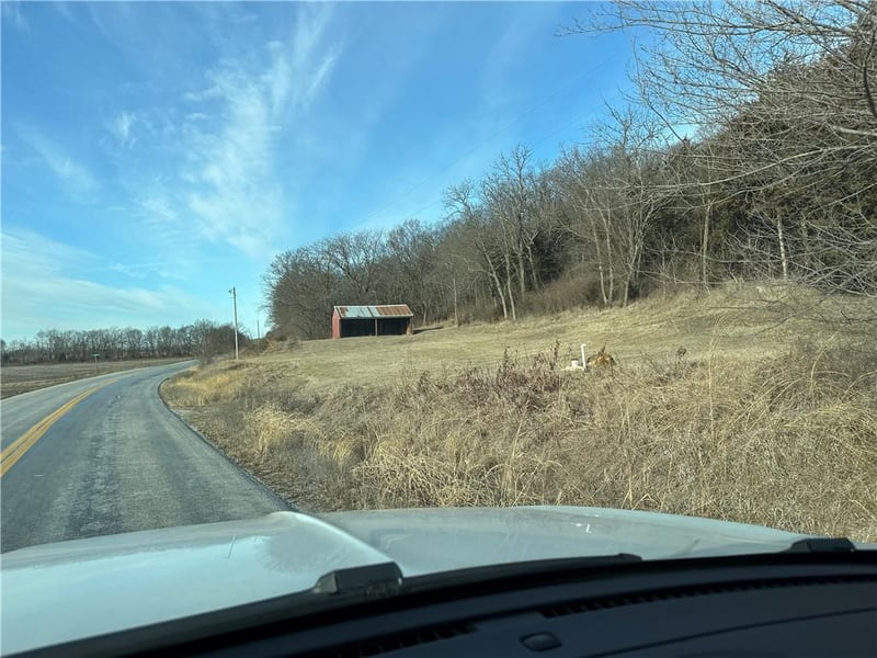 49465 Dd Hw, Norborne, MO 64668