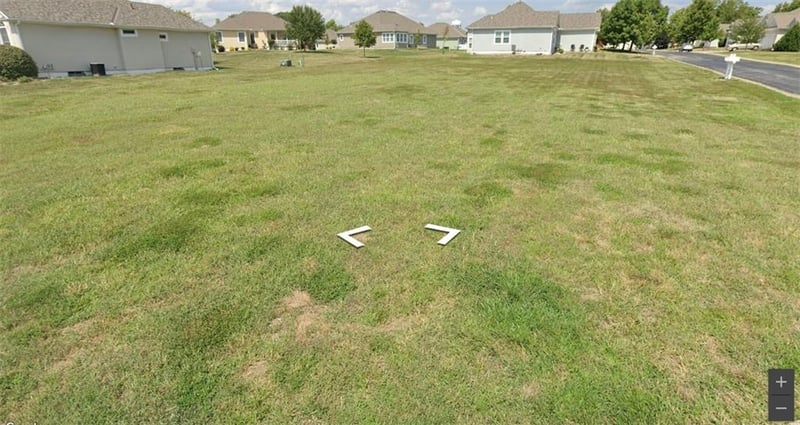 22624 Vincent St, Peculiar, MO 64078
