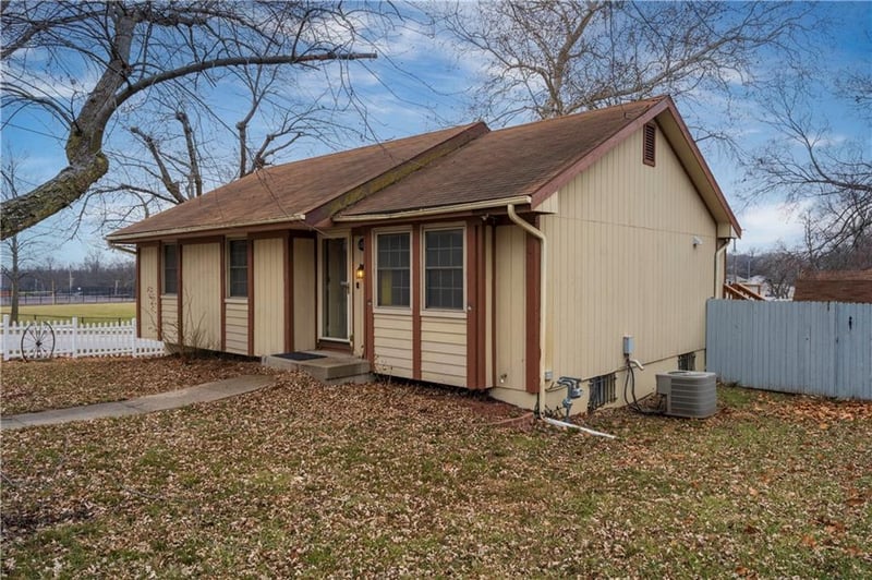 4800 Bellaire Ave, Kansas City, MO 64119