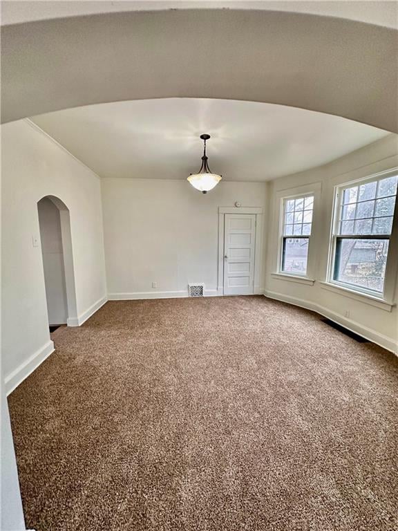 2819 Sacramento St, St Joseph, MO 64507