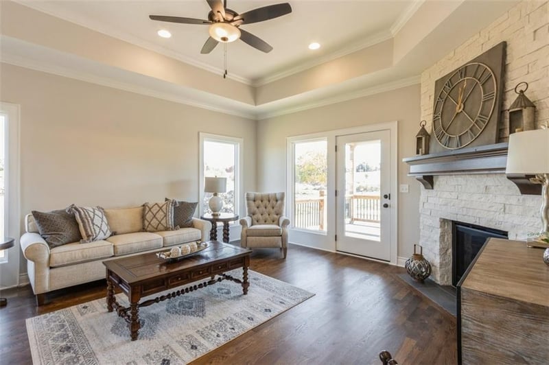 11419 Waterford Dr, Olathe, KS 66061
