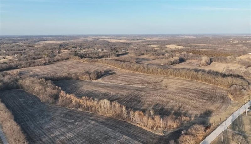 7610 Hoover Rd, Platte City, MO 64089