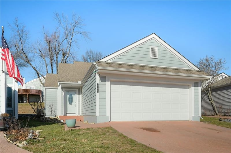1425 Birdseye Ct, Blue Springs, MO 64015