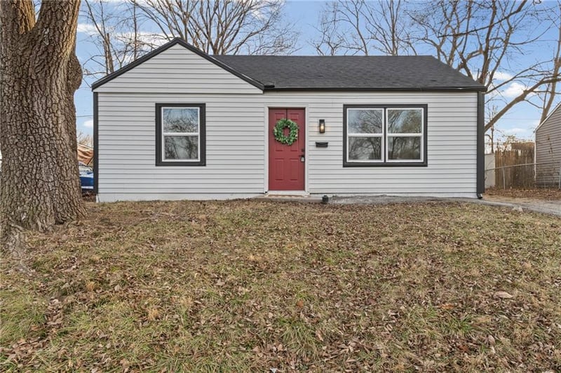 4917 Locust Ave, Kansas City, KS 66106