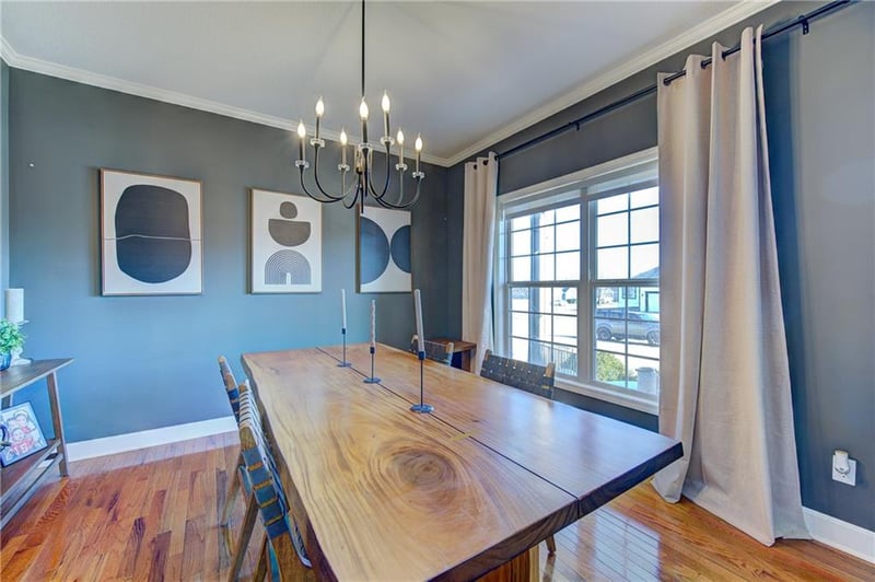 4404 Flintrock Dr, Lee's Summit, MO 64082