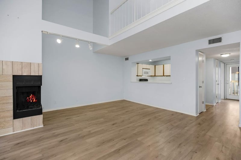 8757 106th Ter, Overland Park, KS 66212