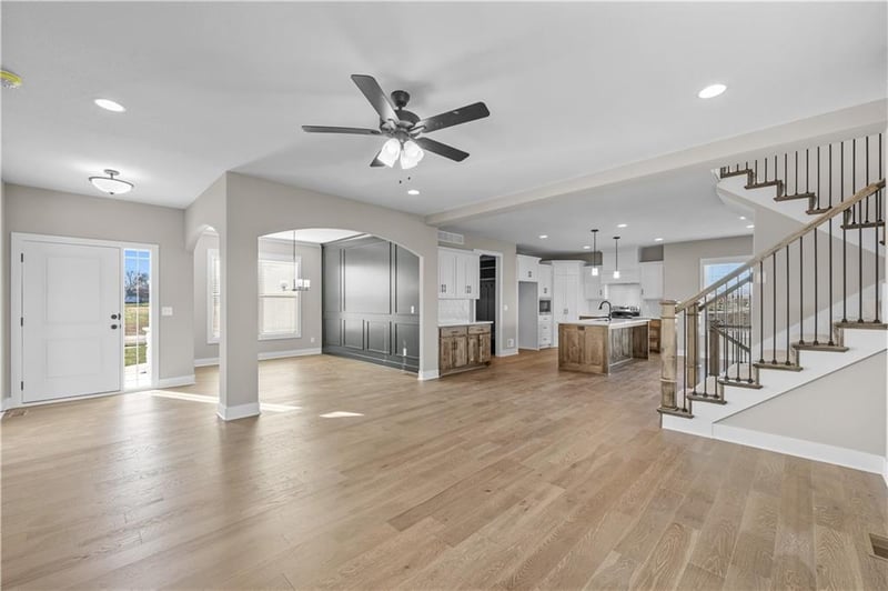 18580 169th Ter, Olathe, KS 66062