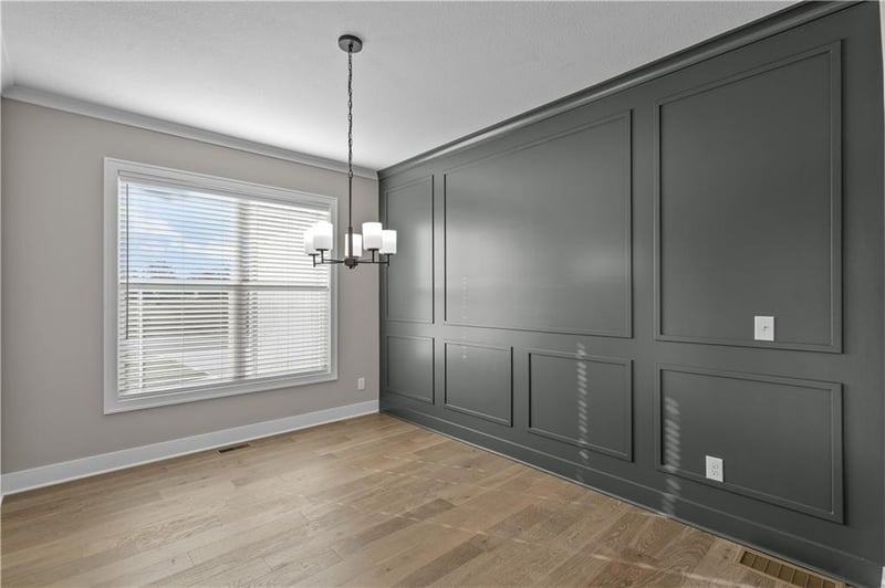 18580 169th Ter, Olathe, KS 66062
