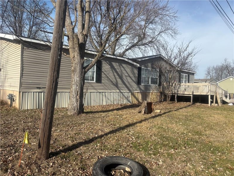 210 Walnut St, Houstonia, MO 65333