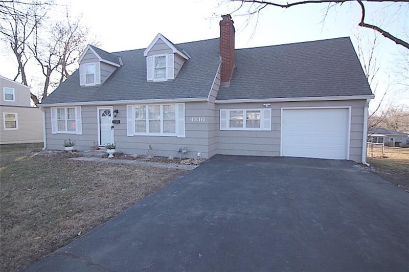 4816 Blue Ridge Blvd, Kansas City, MO 64133