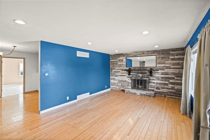 7909 99th St, Kansas City, MO 64134