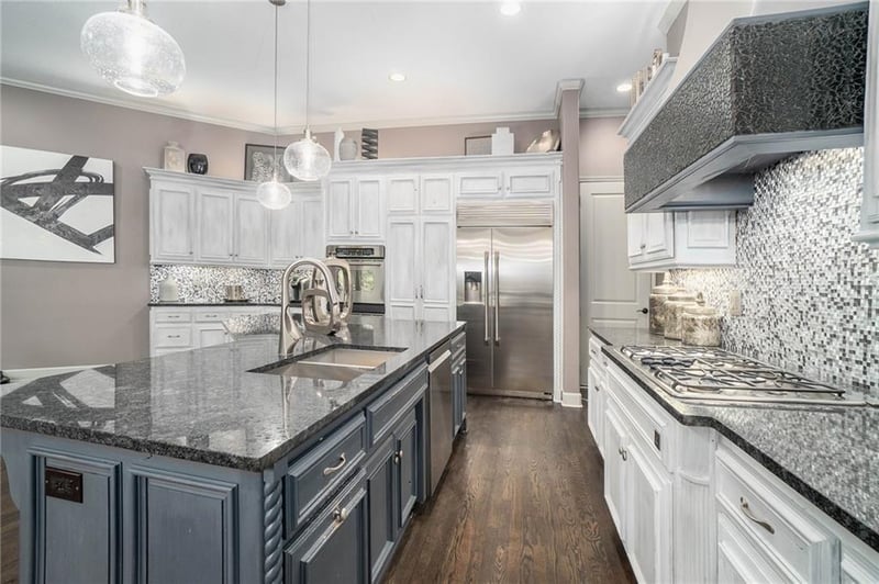 5907 N Cosby Ave, Kansas City, MO 64151
