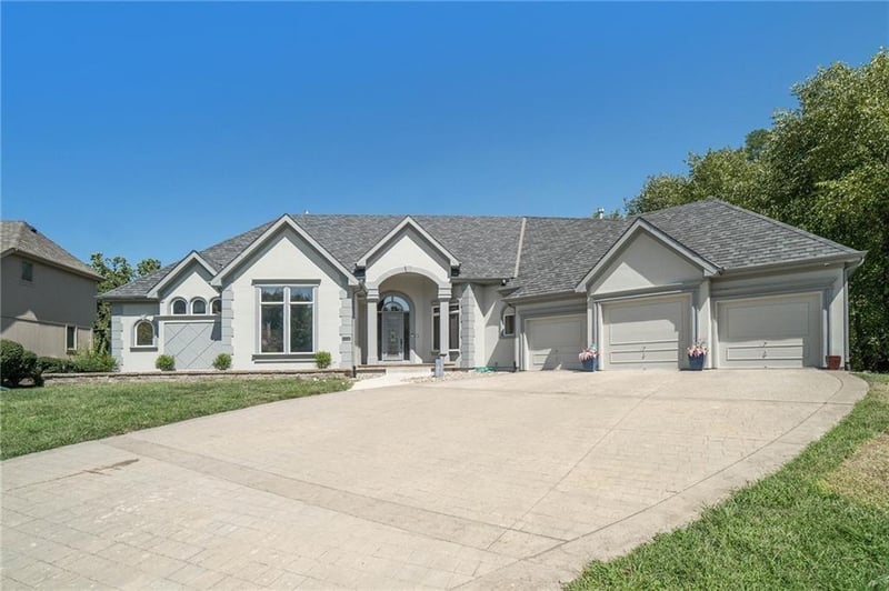 5907 N Cosby Ave, Kansas City, MO 64151