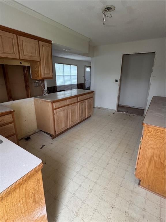 1004 Wright St, Pleasant Hill, MO 64080