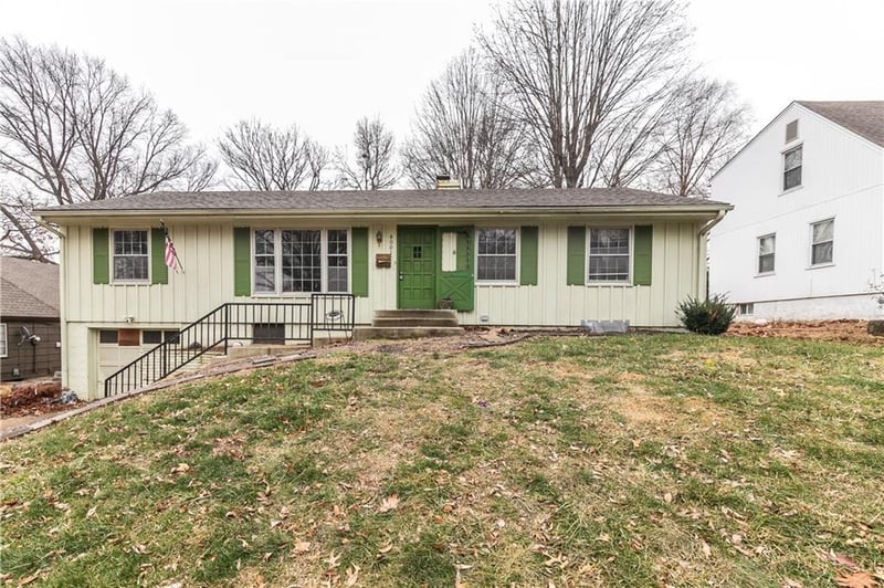 4001 50th St, Kansas City, MO 64119