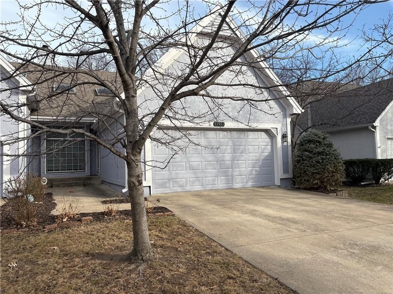 11951 Slater St, Overland Park, KS 66213
