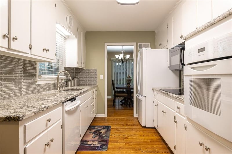 14 109 St, Kansas City, MO 64114