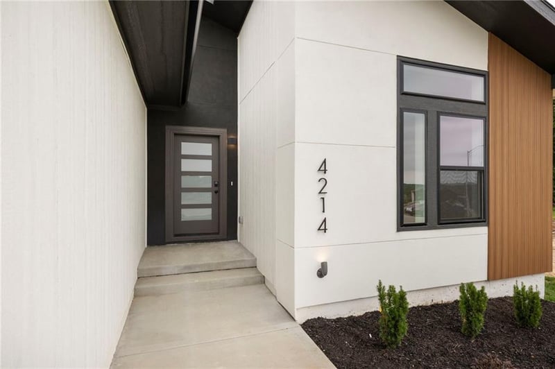 4214 77th Ter, Kansas City, MO 64151