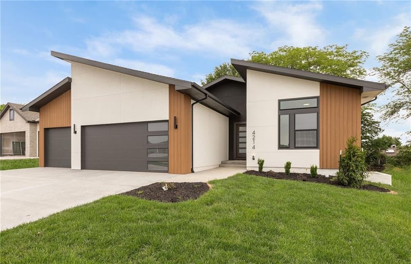 4214 77th Ter, Kansas City, MO 64151