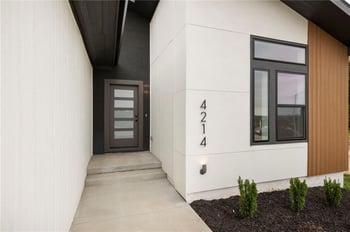 4214 NW 77th Ter, Kansas City, MO 64151