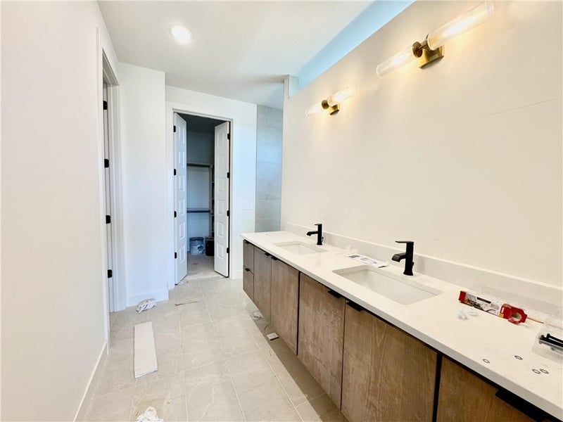 4101 NW 77th Ter, Kansas City, MO 64151