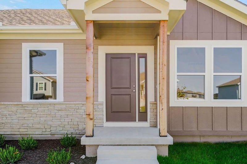 703 Wood Sage Ct, Raymore, MO 64083