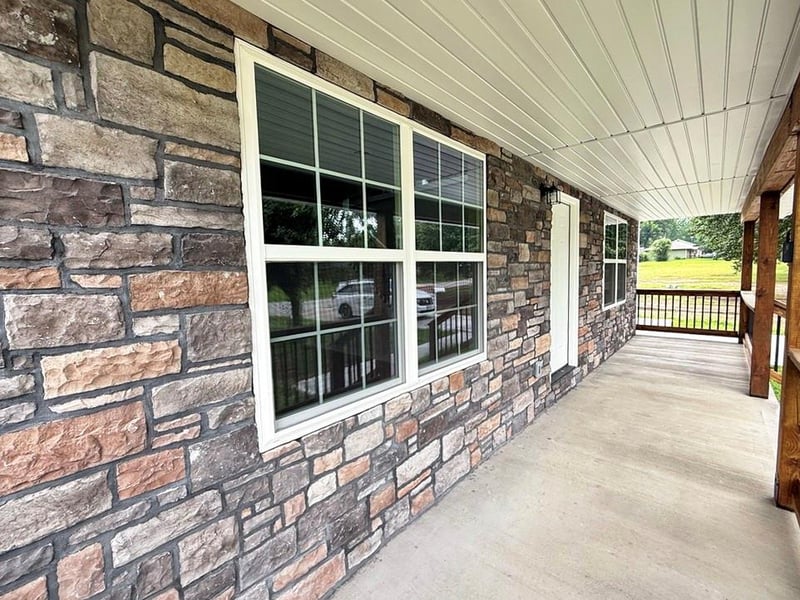 1712 S Jackson St, El Dorado Springs, MO 64744