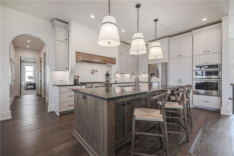 8512 N Booth Ave, Kansas City, MO 64157