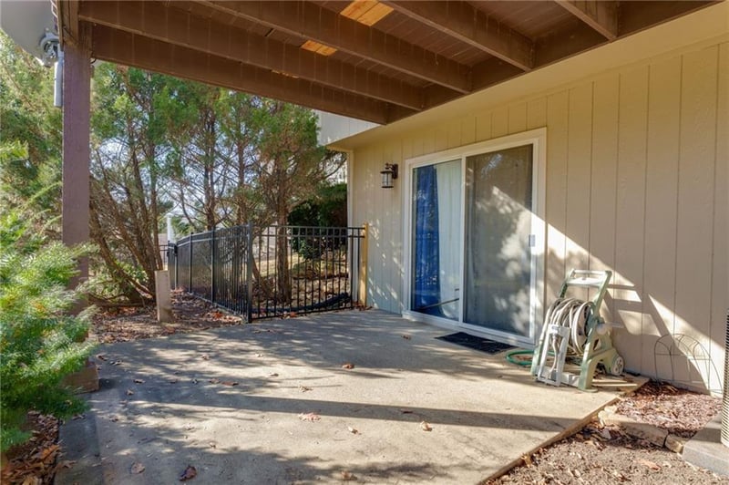 1522 Legend Trail Dr #B, Lawrence, KS 66047