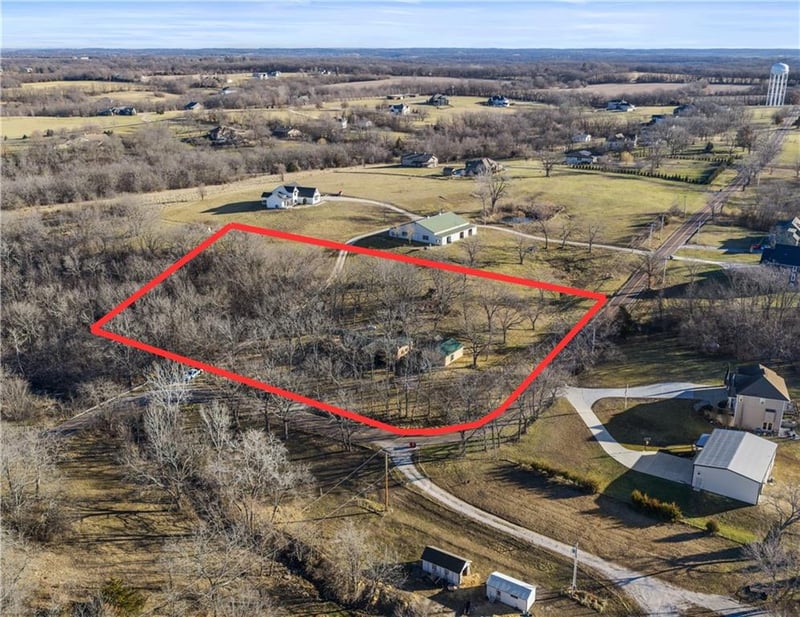 29604 Easley Rd, Lee's Summit, MO 64086