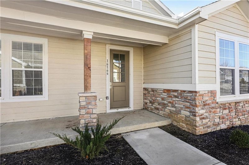 16166-16177 Fontana St, Overland Park, KS 66085