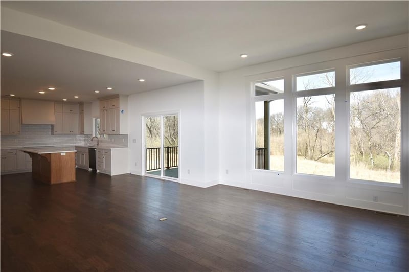 8356 77th Ter, Kansas City, MO 64158