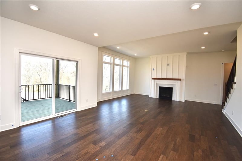 8356 NE 77th Ter, Kansas City, MO 64158