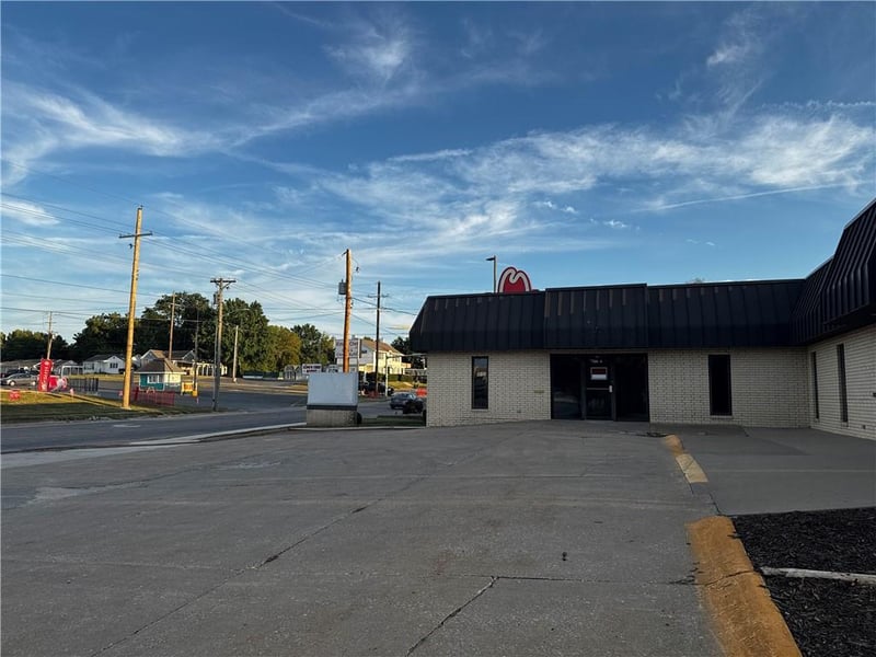 506 Maguire St, Warrensburg, MO 64093