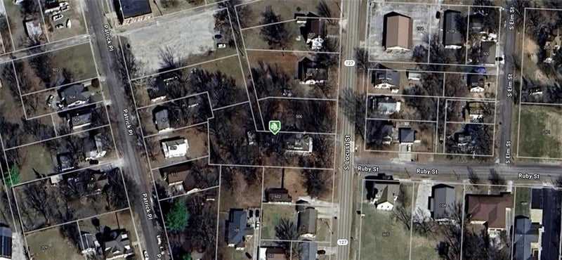 508-506 Locust St, Sweet Springs, MO 65351