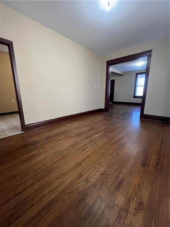 3907 9th St, Kansas City, MO 64127