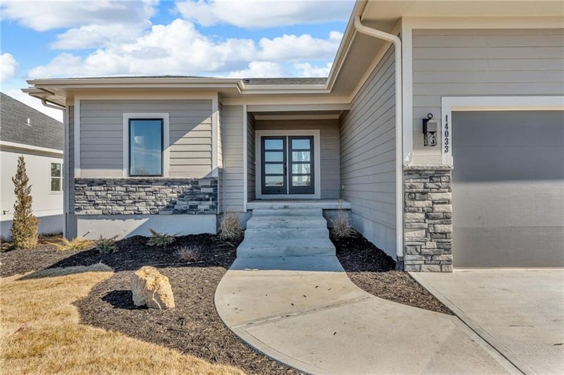 14033 Landon St, Olathe, KS 66061