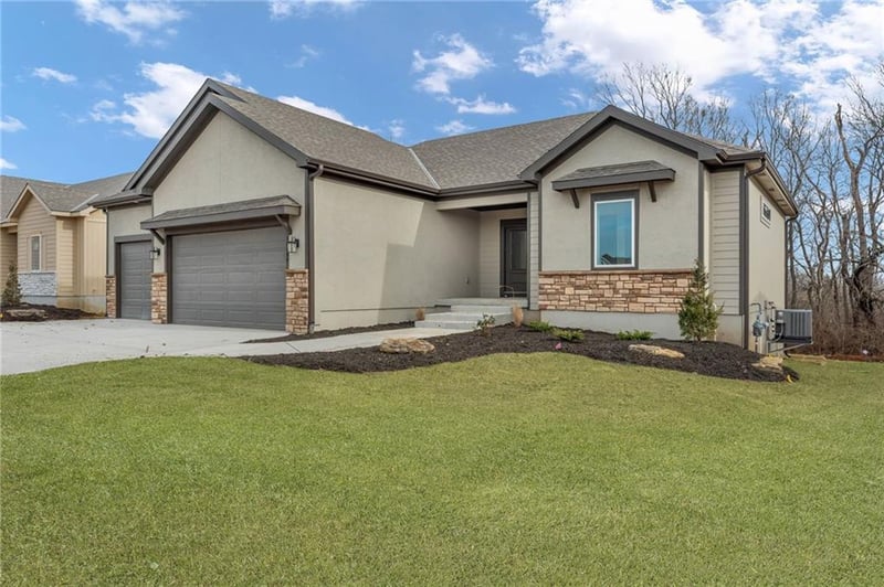 14009 Landon St, Olathe, KS 66061