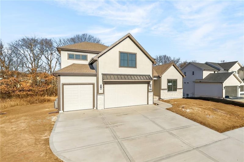 7644 Booth Ave, Kansas City, MO 64158