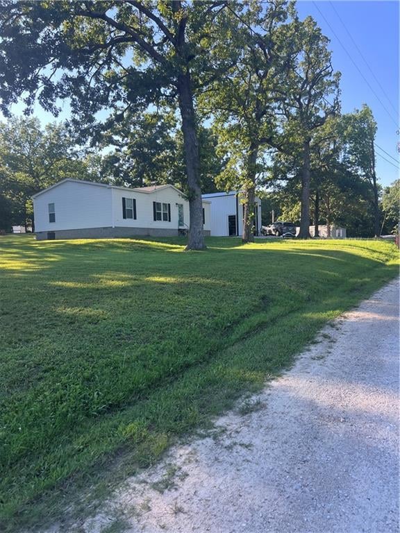 22826 Gavitt Ln, Wheatland, MO 65779